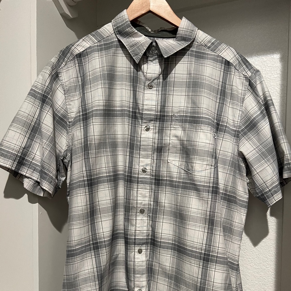 Marmot SIZE XL Short Sleeve Innesdale Plaid shirt